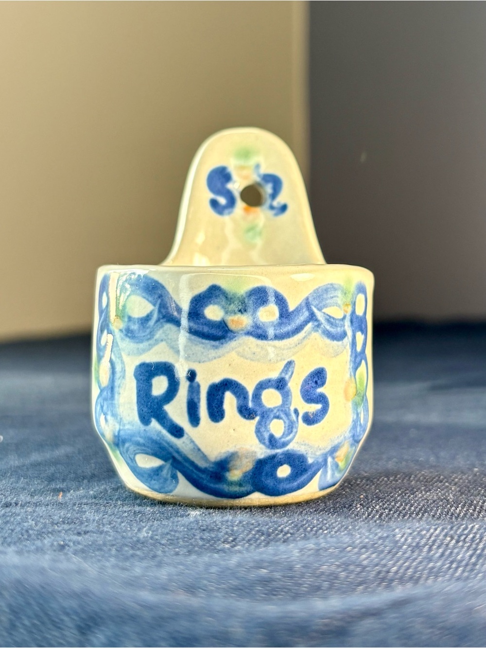 Hand-Painted Ceramic Ring Holder in White and Blue
